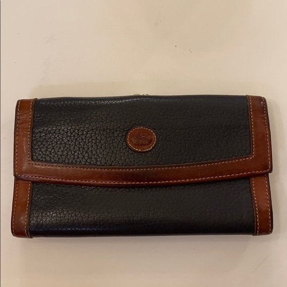 DOONEY & BOURKE | vintage wallet